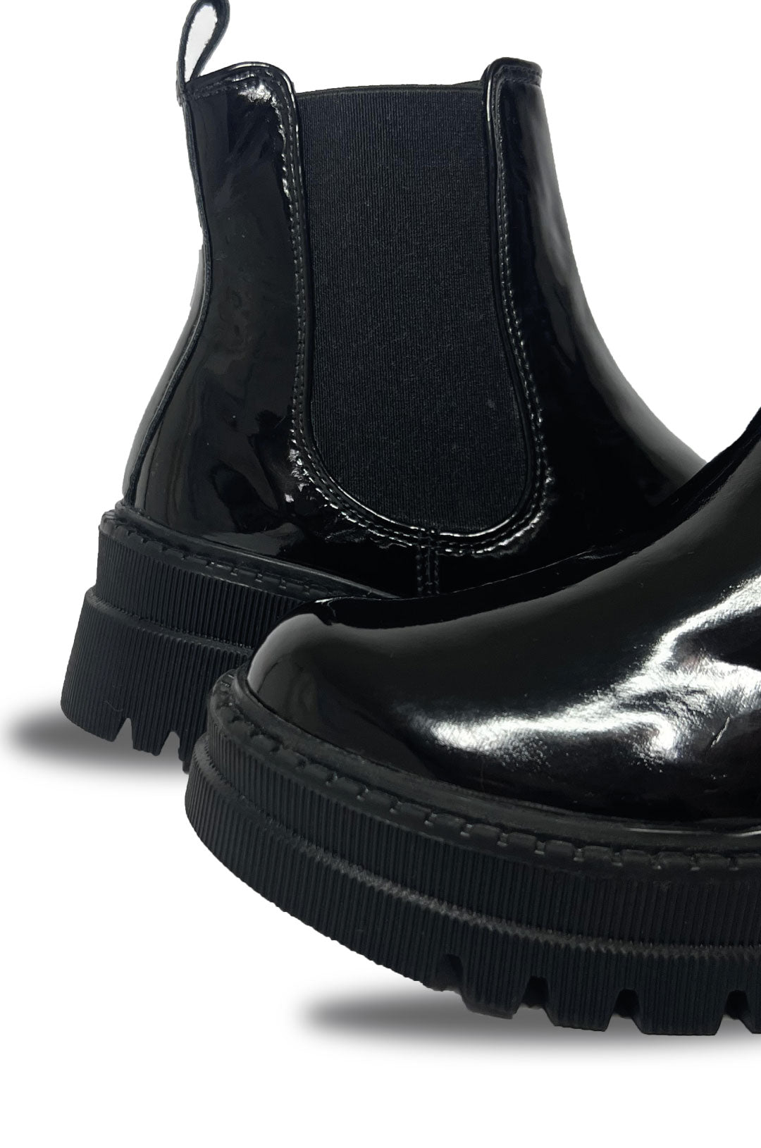Botines Noir charol para mujer tractorados